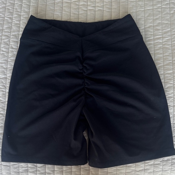 Brand new Women's Black Cycling Shorts - Picture 2 of 2